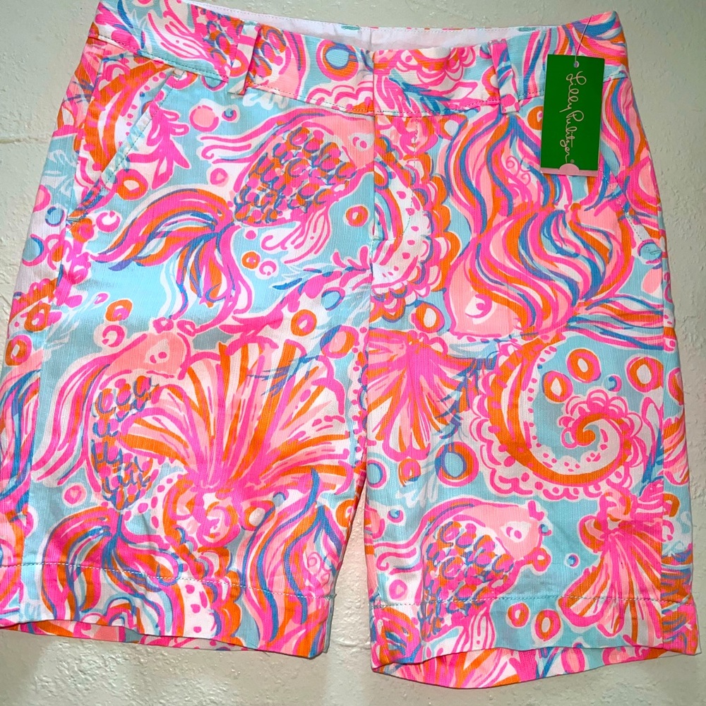 Lilly Pulitzer chipper shorts new with tag size 4!